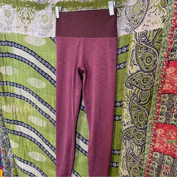 Vuori Cedar Lux Rib Studio Leggings Size Extra Small - Picture 7 of 16